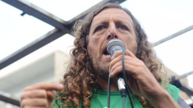 ¿quien es el sindicalista que pidio paralizar las escuelas porque no le dieron un feriado?
