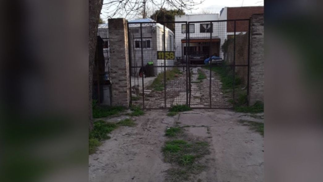 Murió en su casa y la familia esperó más de ocho horas a los peritos