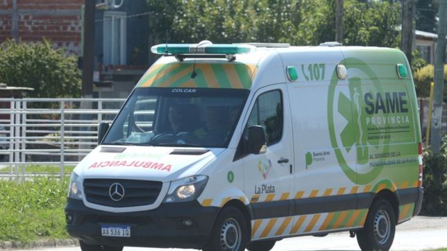 transito fatal en la plata: murio un motociclista tras chocar con un auto