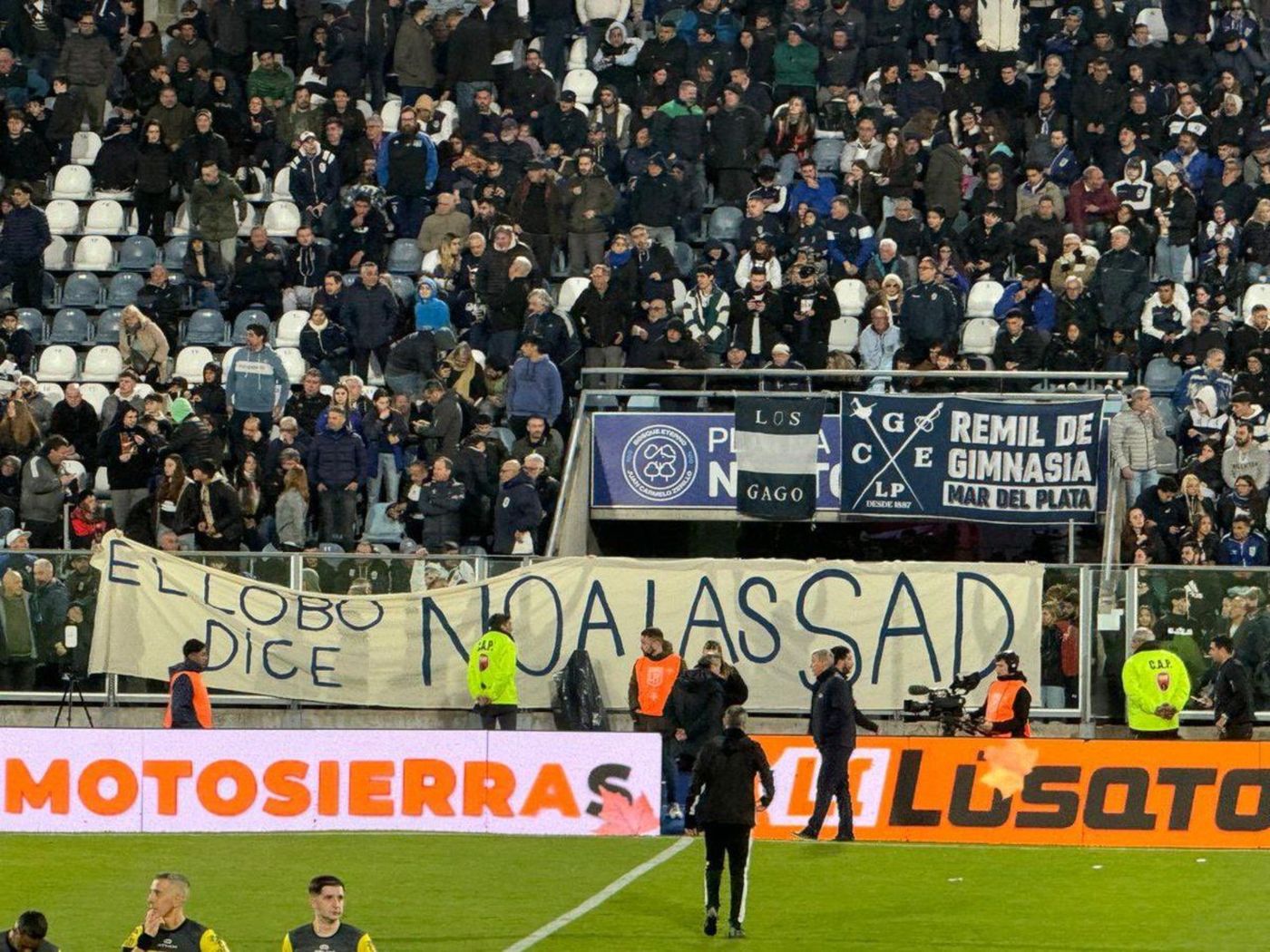 Estadio Bosque Gimnasia NO a las Sad.jpg