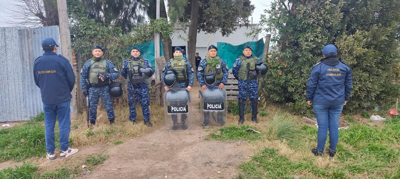 Desbaratan un prostíbulo en La Plata, rescatan a seis mujeres explotadas y tres acusadas por trata quedaron imputadas