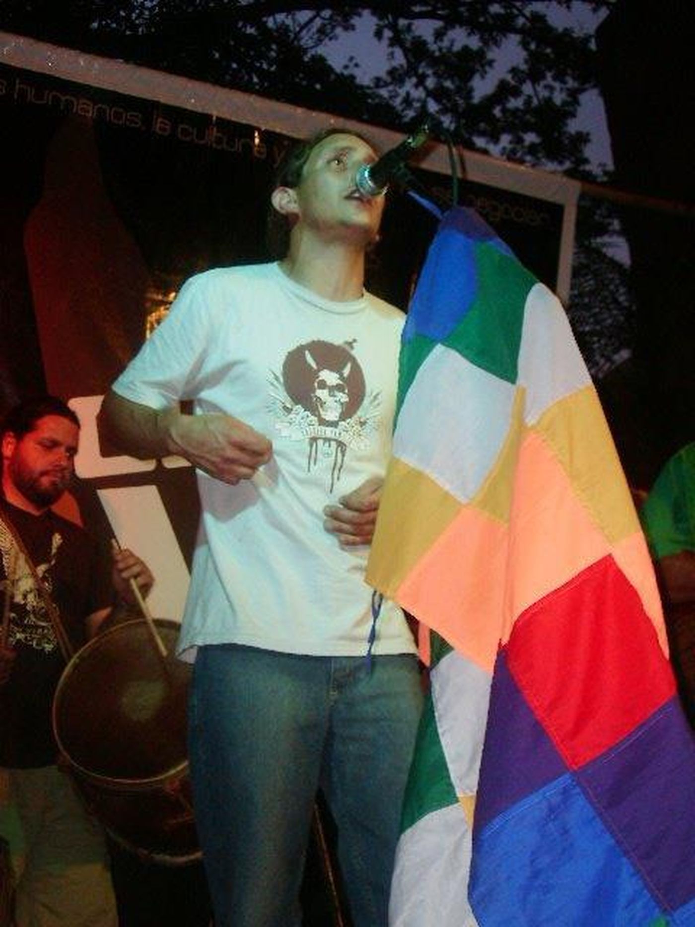 La muerte de Nicolás Omentari moviliza a la comunidad cultural de Berisso