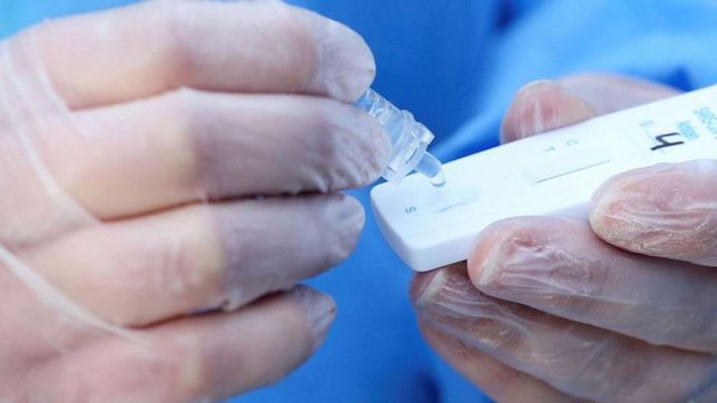 si, quiero coronavirus: grupos antivacunas venden kits para contagiarse el covid-19