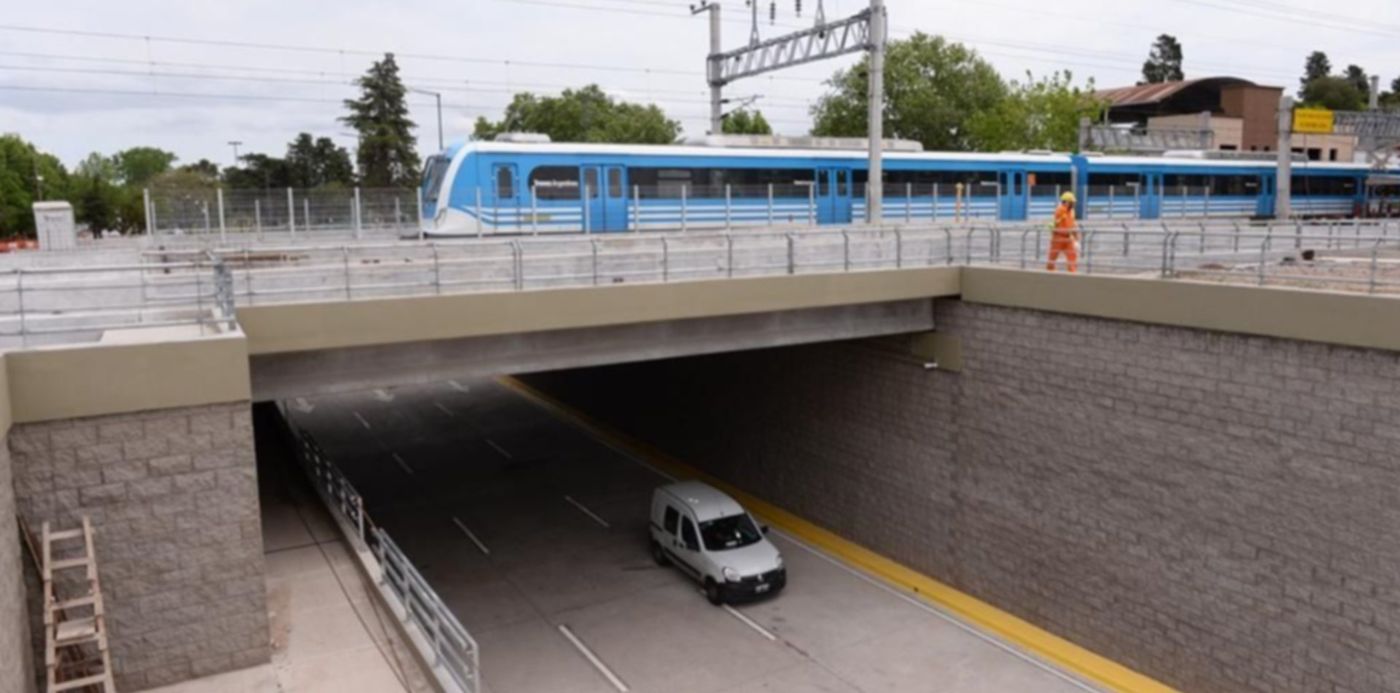 1603121861166.jpeg?x=2&y=104&width=1019&height=510&rotate=0&scaleX=1&scaleY=1&ow=1024&oh=682&&cw=1920&ch=950