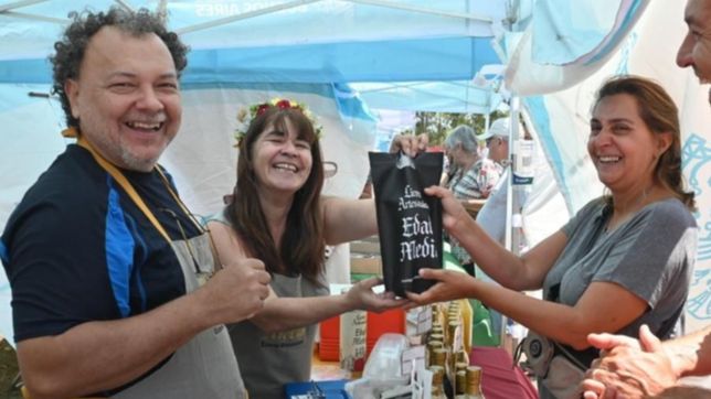 gastronomia, stands y musica: asi se vivio la fiesta del tomate platense