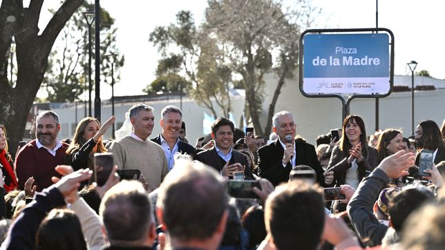 alak y kicillof inauguraron las obras de la nueva avenida 60 y la plaza de la madre