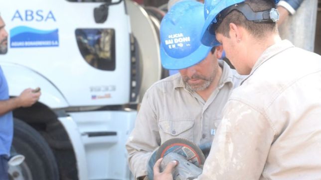 reemplazan bombas en pozos de agua y el servicio se vera afectado en una de zona city bell