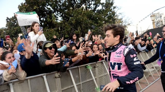 colapinto emociono a todos con un road show inolvidable y a pura velocidad