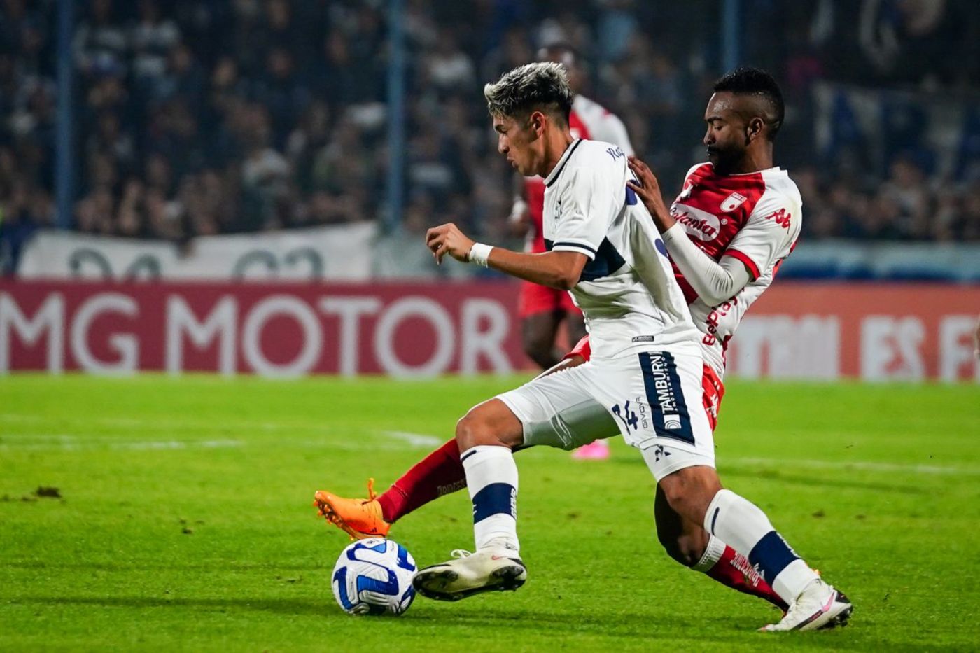 Leandro Mamut Gimnasia.jpg