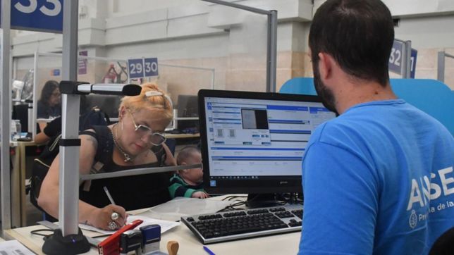 jubilaciones, pensiones, auh y mas: anses confirmo el calendario de cobro de noviembre