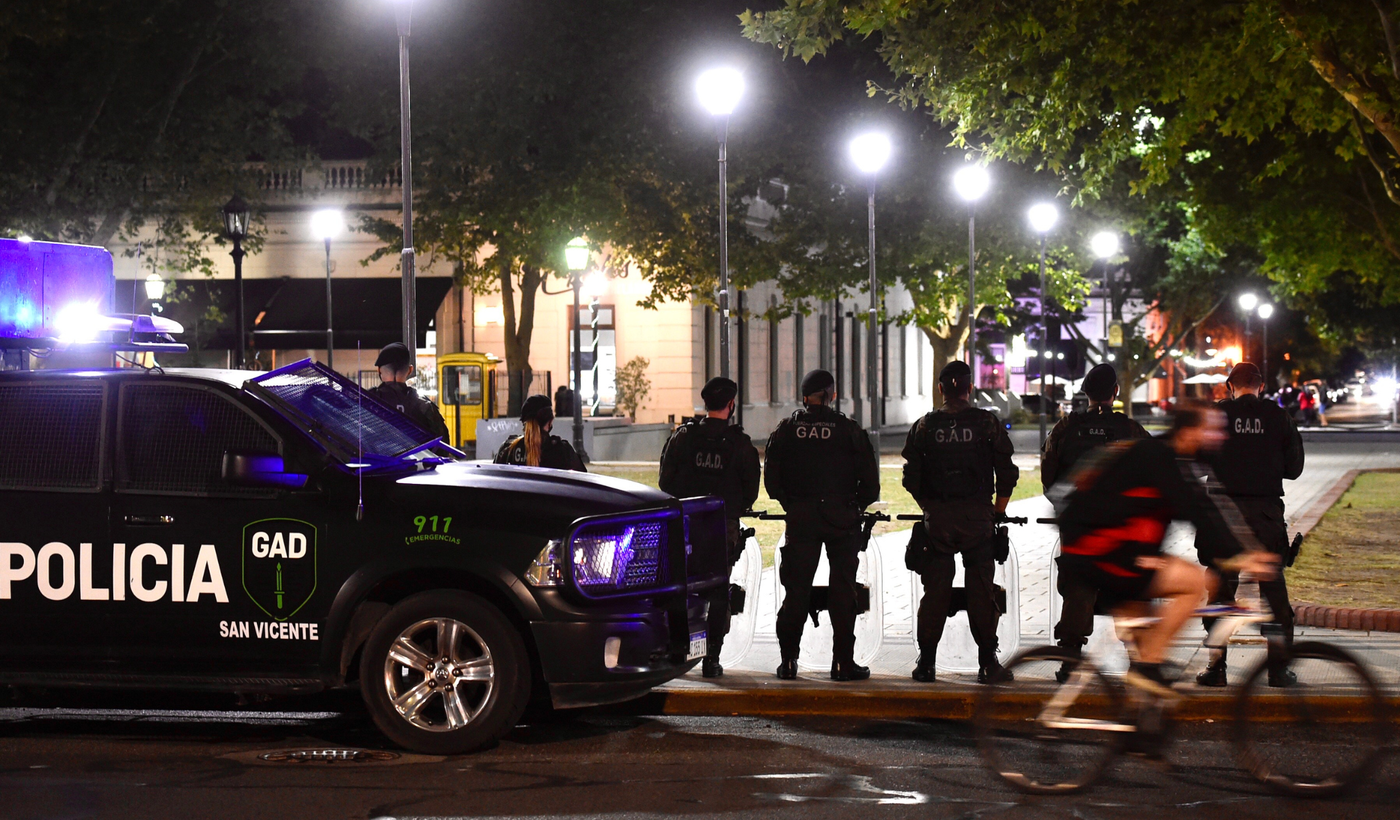 Operativo policial Plaza Malvinas.png