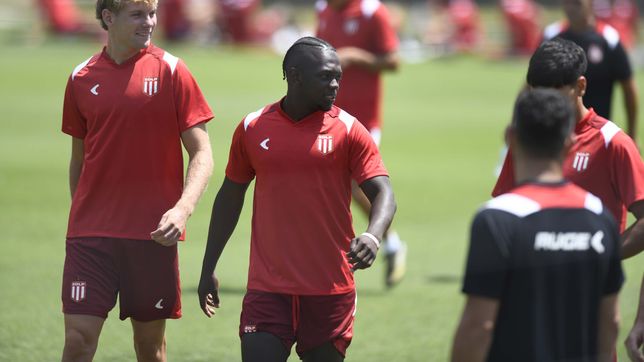 edwuin cetre despejo dudas sobre su futuro en estudiantes, tras los dichos de su representante