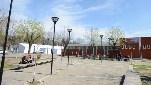 la utn de la plata cumplio 65 anos formando profesionales y marcando el camino tecnologico