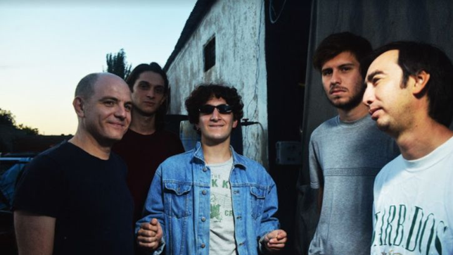 la banda platense los anos rojos estrena la escena, su nuevo material audiovisual