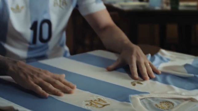 la espectacular camiseta de la seleccion argentina: ¿ante que rival y cuando se estrenara?
