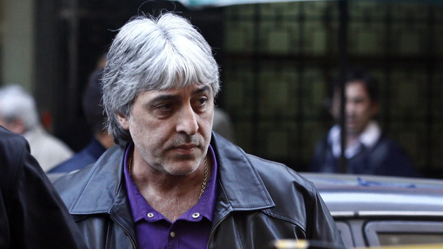 vecinos de un country a la plata en pie de guerra porque se quiere mudar rafael di zeo