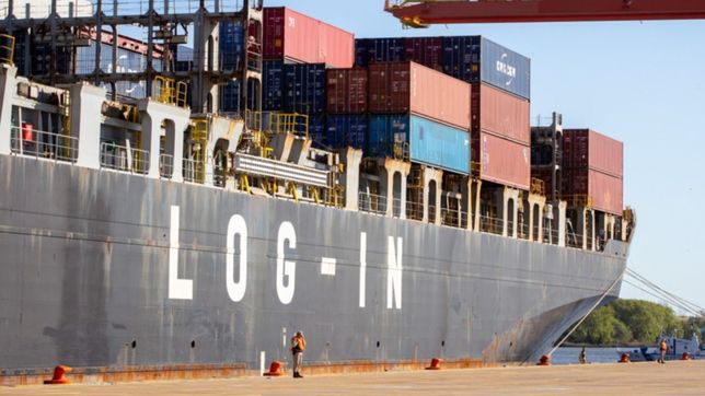llego de china el primer buque con importaciones y exportaciones que ahora pega la vuelta