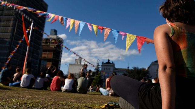 proponen una bateria de medidas para ayudar a los centros culturales de la plata