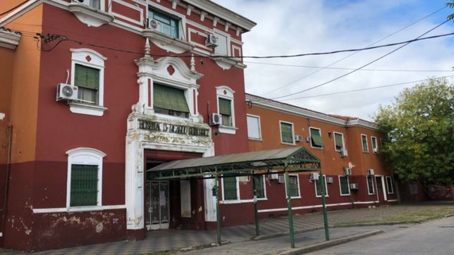 detienen en la plata a un adolescente por el abuso de la hermanita de su novia