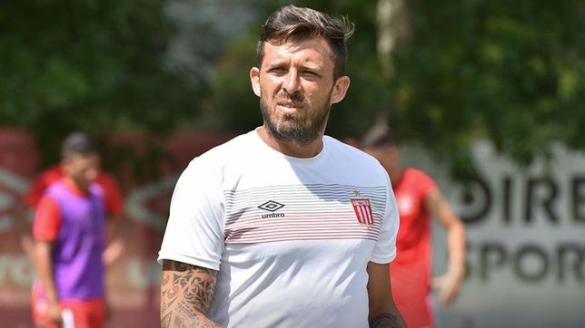 estudiantes: las dudas del chino para afrontar el primer partido contra velez