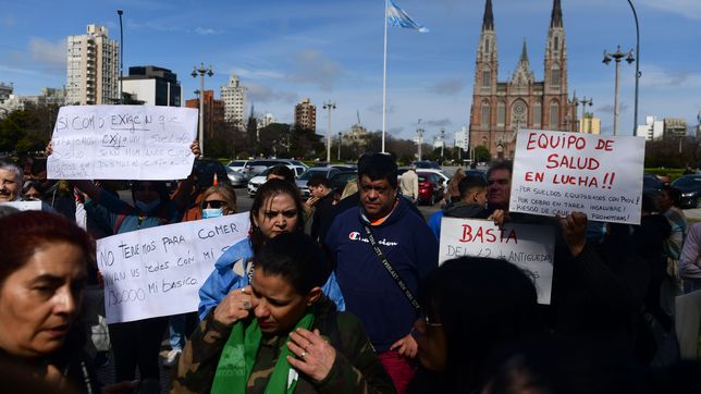 marcha de medicos contra la municipalidad: vinculan a la oposicion de la plata con la organizacion