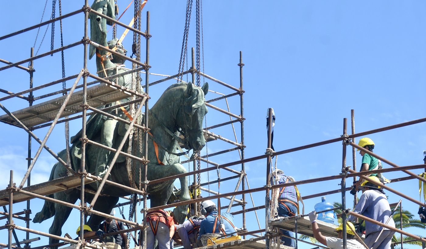 Monumento Plaza San Martín.jpg