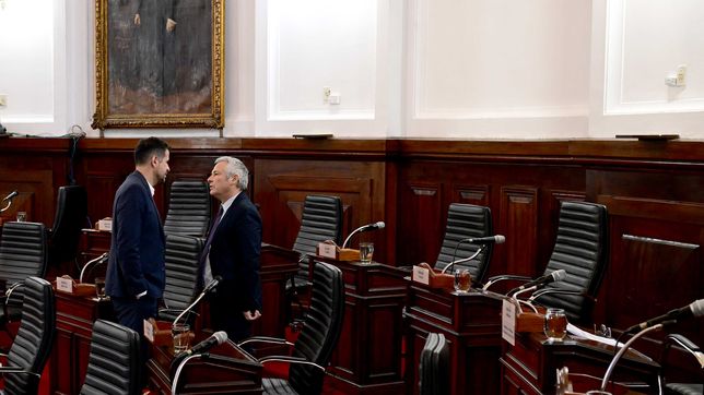 estallo la primera polemica del nuevo concejo deliberante tras la suspension de la sesion