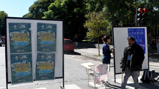 el gobierno anuncio un aumento del 140% en el presupuesto de las universidades