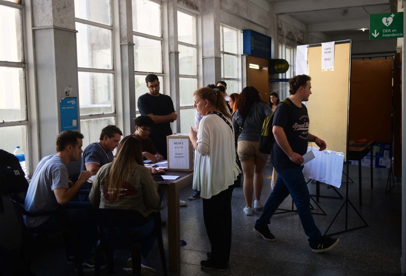 Elecciones en la UNLP  facultad de Medicina(13).jpg