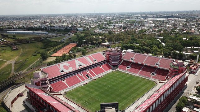 la ruta y los accesos al estadio para los hinchas de estudiantes en la supercopa internacional