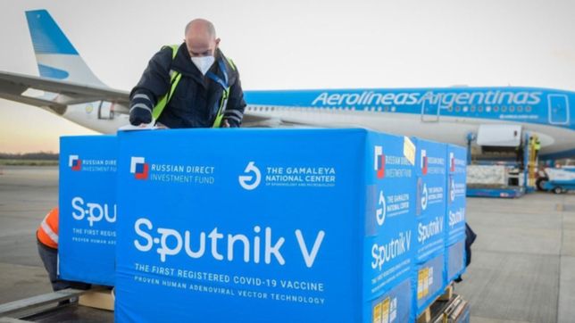 confirman que en los proximos dias llegaran 300 litros del componente 2 de la sputnik v