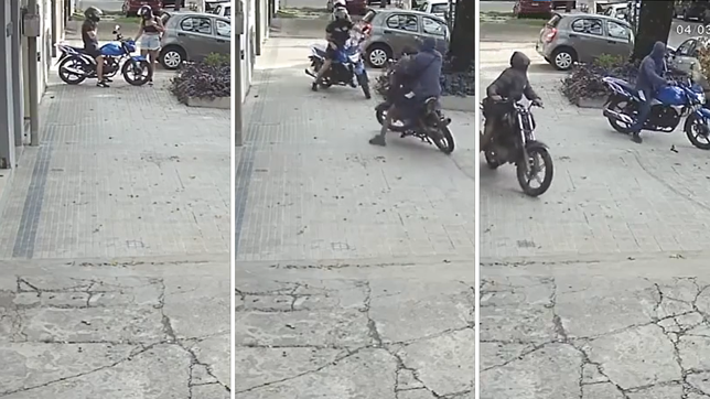 video: motochorros dieron un fugaz y violento golpe en la plata