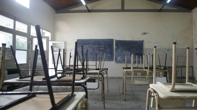 empieza la jornada de debate y no habra clases en las secundarias de la plata y la region