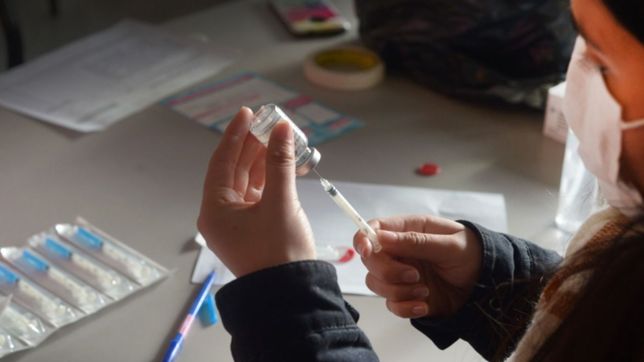 ya no es necesario esperar 14 dias entre la vacuna contra el coronavirus y las demas