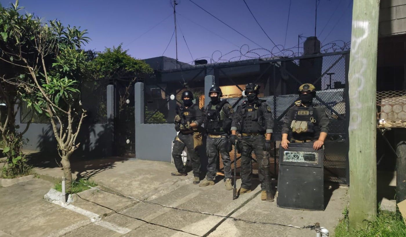 Operativo policial en .png