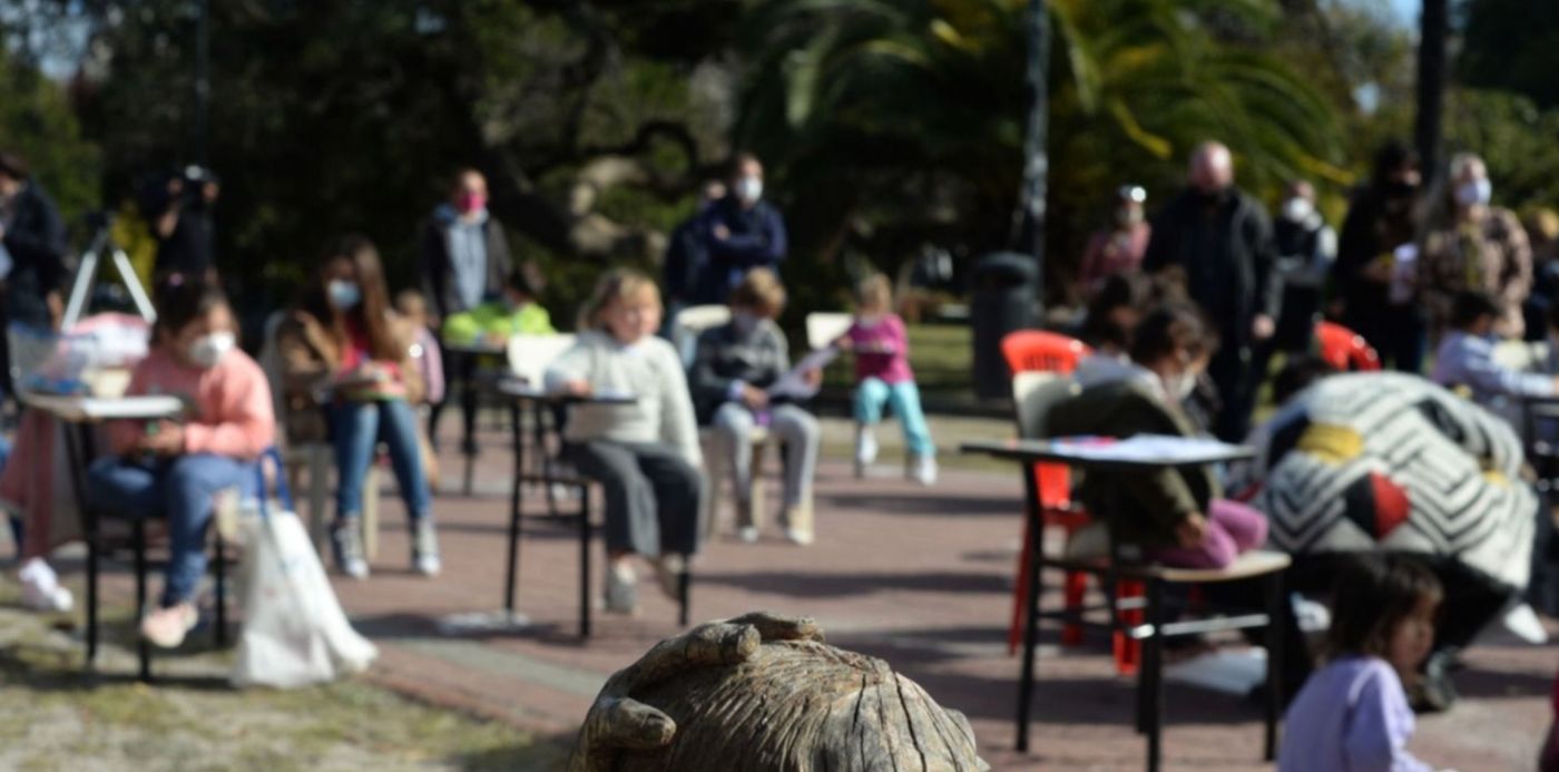 Clases presenciales - Padres organizados - clase pública
