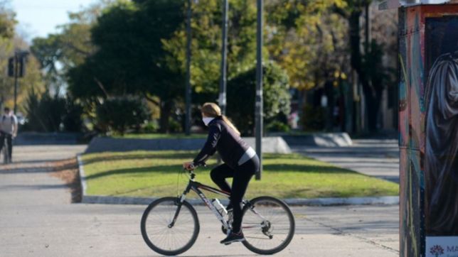 los escribanos platenses reclaman que su actividad sea considera esencial