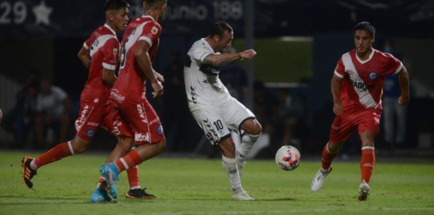 Gimnasia Argentinos Brahian Aleman