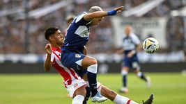 gimnasia y estudiantes paralizan la ciudad por un nuevo clasico platense gimnasia y estudiantes paralizan la ciudad por un nuevo clasico platense