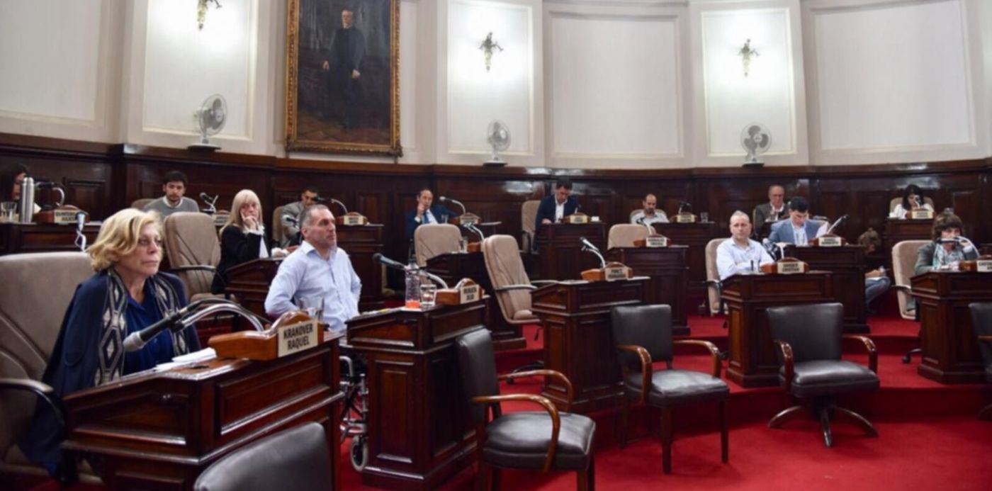 1541028556465.jpg?oh=853&y=216&width=1266&height=633&rotate=0&scaleY=1&x=6&scaleX=1&ow=1280&&cw=1920&ch=950