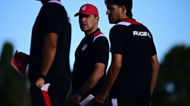 el cacique medina mete mano en el equipo con certezas y una duda