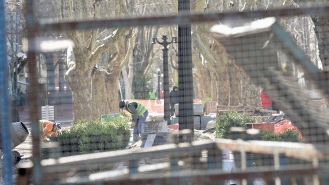 las vallas de la gobernacion, un impedimento para el desarrollo de la plata soho