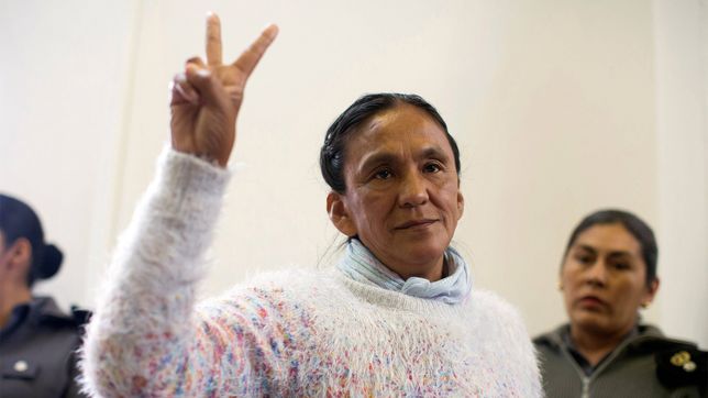 milagro sala paso la primera noche en la plata y espera para ser operada