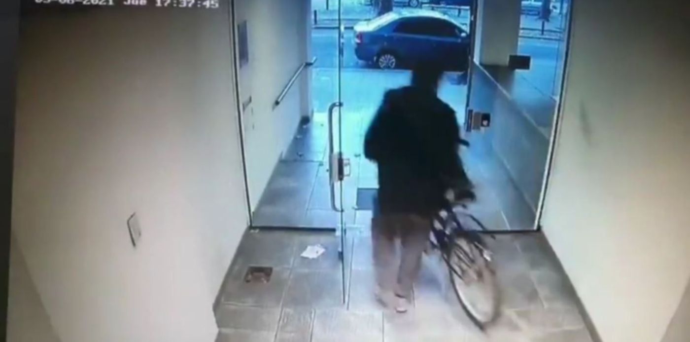 1622896590657.jpg?x=0&y=3&width=1111&height=555&rotate=0&scaleX=1&scaleY=1&ow=1111&oh=619&&cw=1920&ch=950