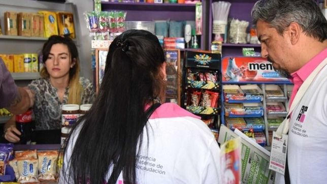 unos 15 mil comerciantes ya no tendran que pagar las ultimas tres cuotas de las tasas municipales