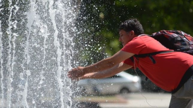 con la temperatura por las nubes, ¿cual es el barrio mas caluroso de la plata?