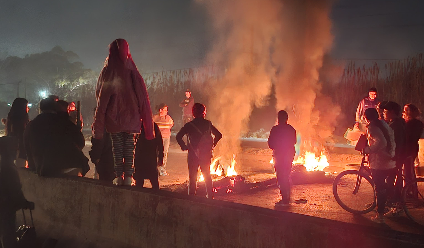 Piquete en Berisso por cortes de luz.png