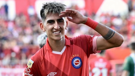 Gimnasia inició charlas con Argentinos por la venta del 50% de Lescano y destrabar su futuro