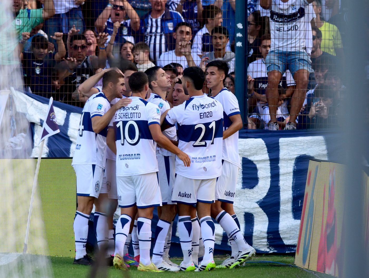 Gimnasia Rosario Central festejo gol