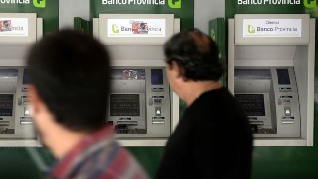¿desde cuando los bancos de la region retomaran su horario habitual?